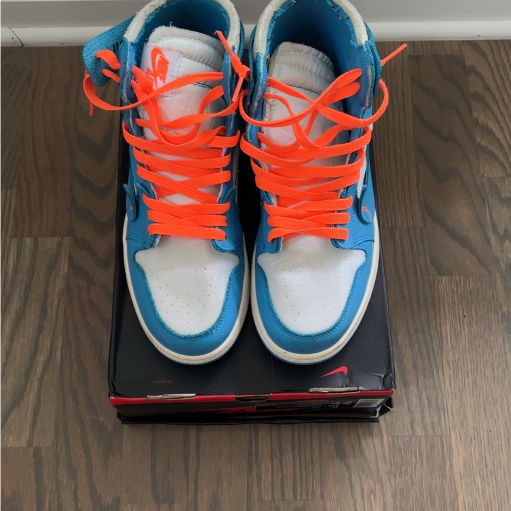 Off White UNC Jordan 1